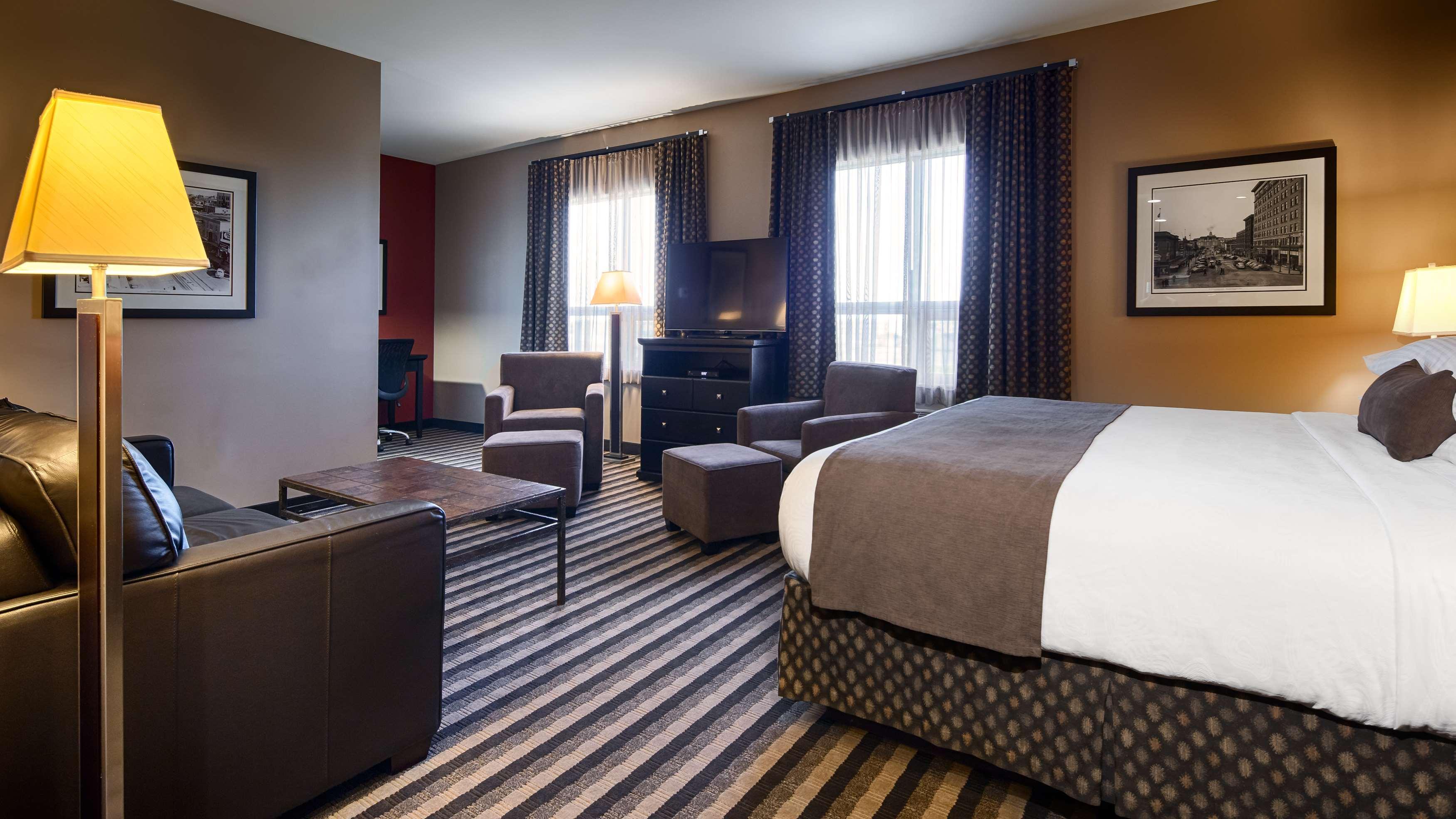 Best Western Blairmore Saskatoon Exterior photo