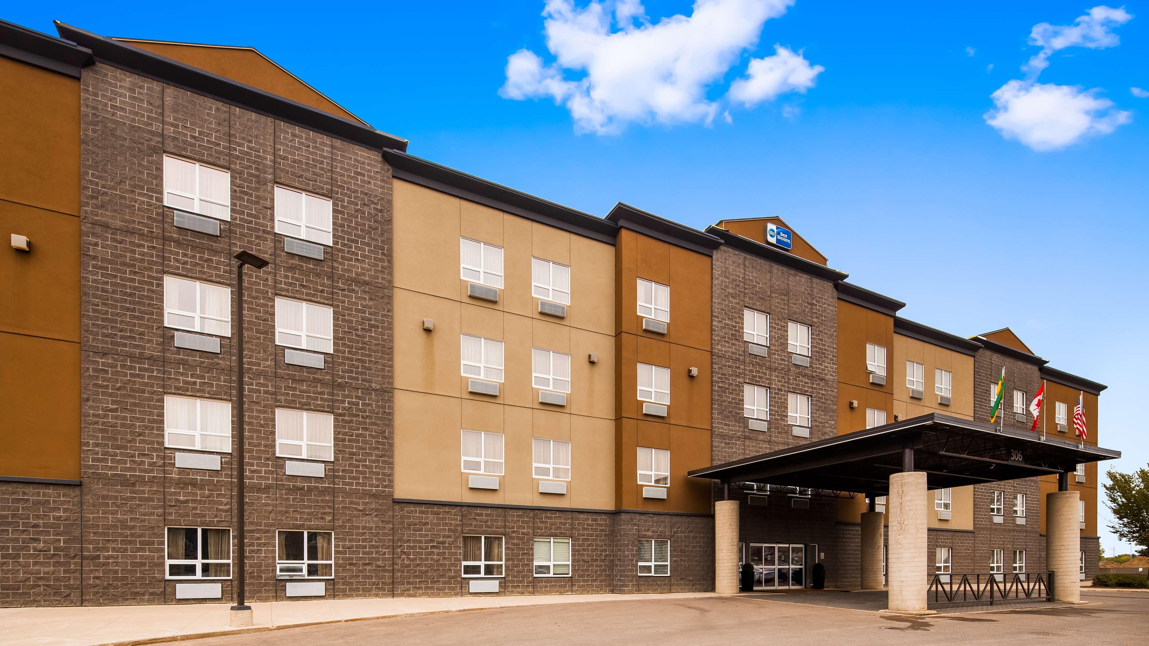 Best Western Blairmore Saskatoon Exterior photo