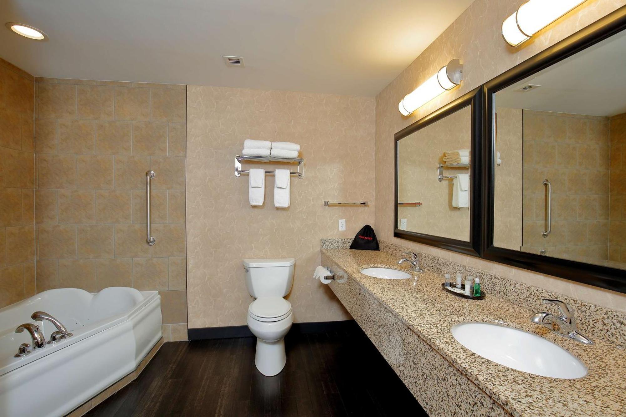 Best Western Blairmore Saskatoon Exterior photo