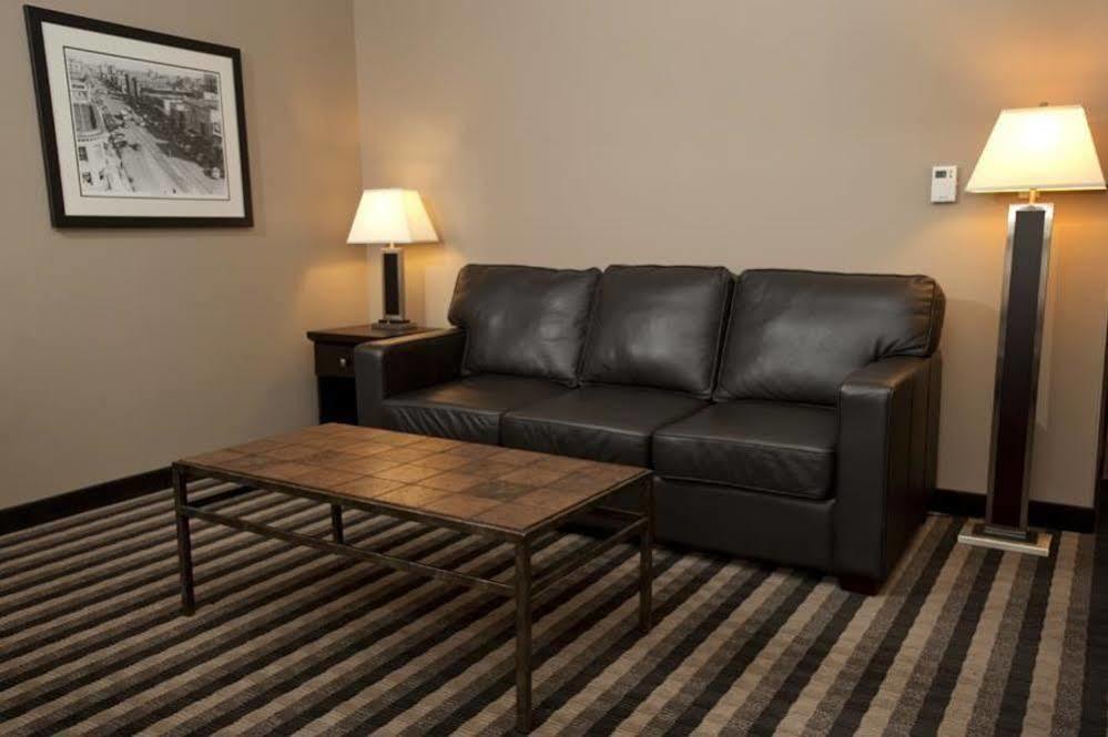 Best Western Blairmore Saskatoon Exterior photo